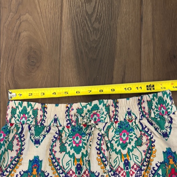 Zara Colorful Patterned Shorts - Picture 3 of 4